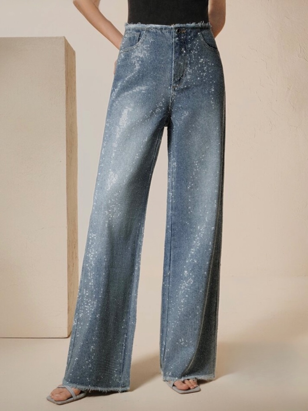 Straight Leg Rhinestone Jeans